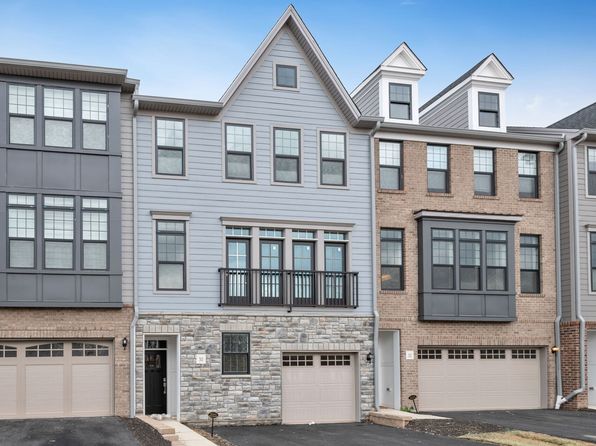 30 Cinnamon Dr #30