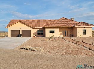 209 Avenue Nido St, Elephant Butte, NM 87935