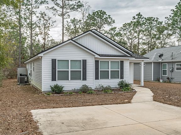 3rd image of 55 King Bee Dr