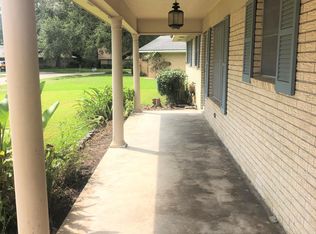 205 Oakwood Dr, Franklin, LA 70538