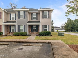 435 Falls Cv, Jacksonville, NC 28546