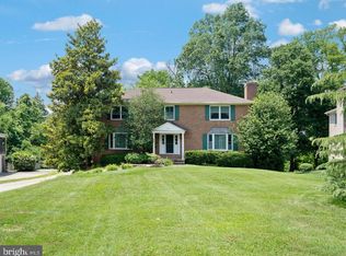 9348 Mount Vernon Cir, Alexandria, VA 22309