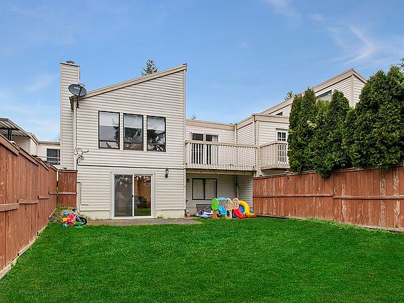 2nd image of 13711 SE 259th St