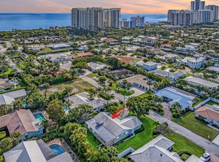 1210 Dolphin Rd, Riviera Beach, FL 33404