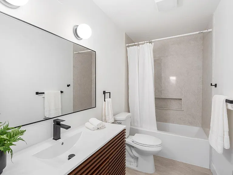 3671 Montclaire St — Photo 19