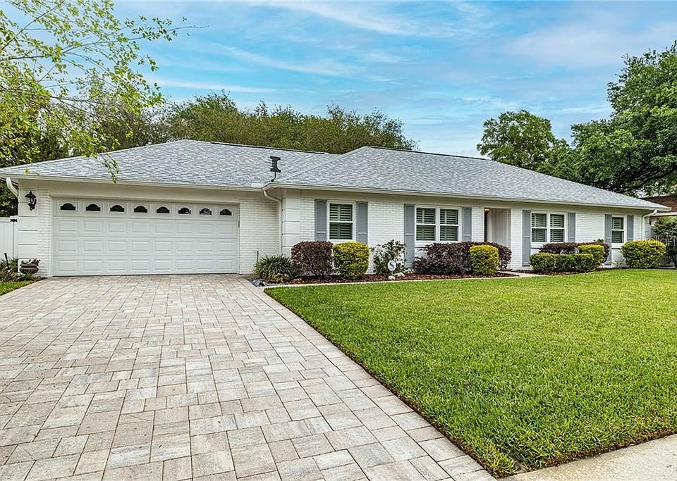 1st image of 2705 Greenmoor Pl