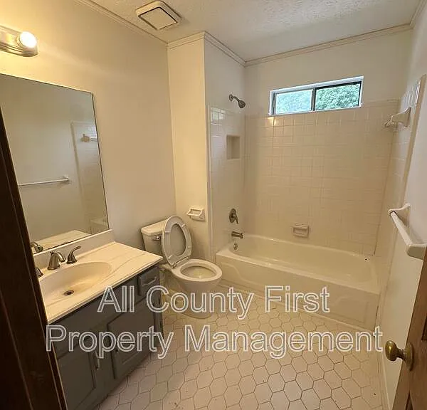 3688 Seton Hall Dr — Photo 9