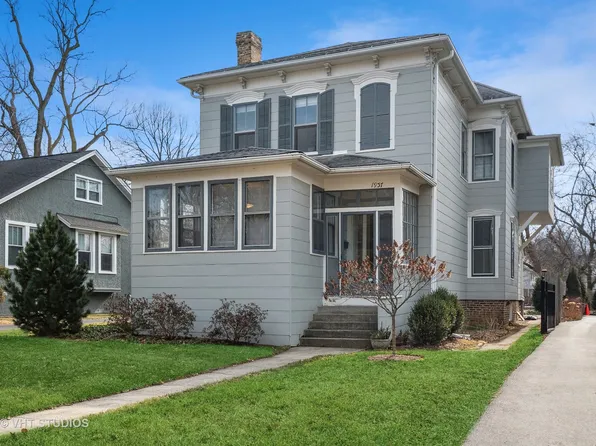 1937 Wilmette Ave, Wilmette, IL 60091