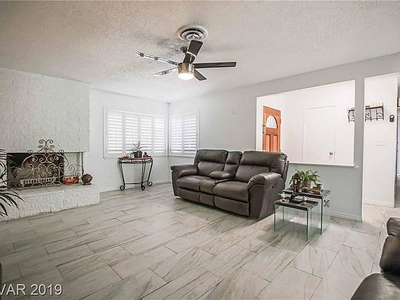 4th image of 3104 Sleepy Hollow Way
