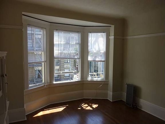 3rd image of 300 Hyde St APT 26