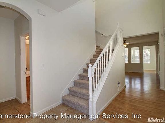 2nd image of 5473 Dunlay Dr
