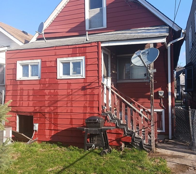 2nd image of 4731 W Race Ave
