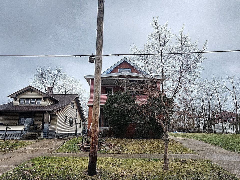 1st image of 3517 E 110th St