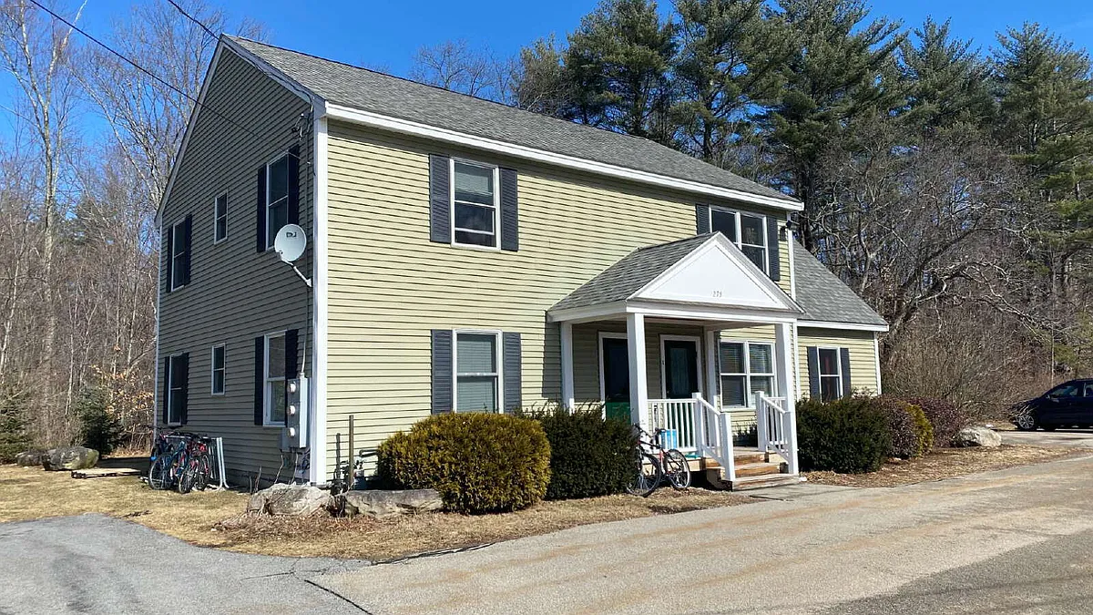 Building Photo - 275 Mast Rd #2A