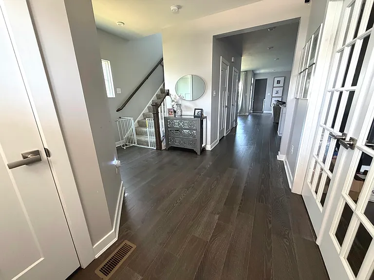 113 Tuscany Dr — Photo 3