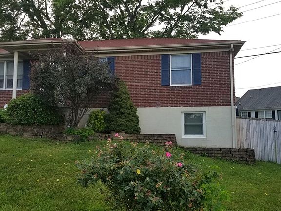 2nd image of 133 Lauren Dr
