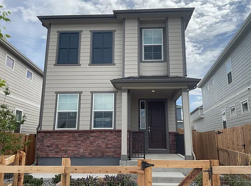 324 N Addison Way Photo 1
