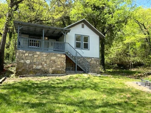172 N Esplanade, Hollister, MO 65672