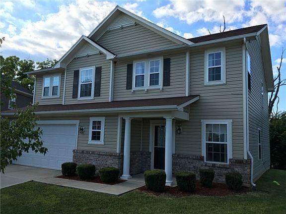 3rd image of 11516 Planewood Cir