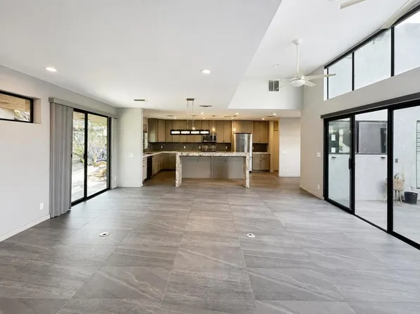 4 Saturn Cir, Rancho Mirage, CA 92270