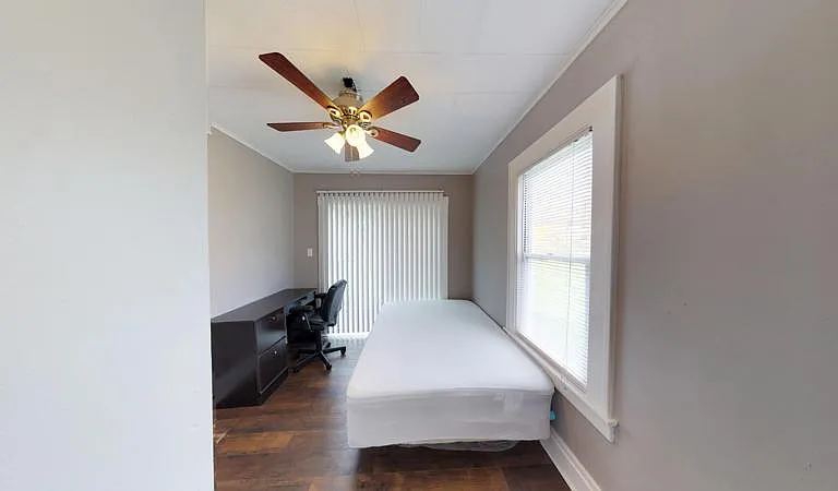240 Lorraine Ave — Photo 25