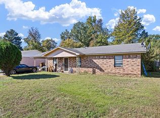 1004 S Muskogee Ave, Russellville, AR 72801