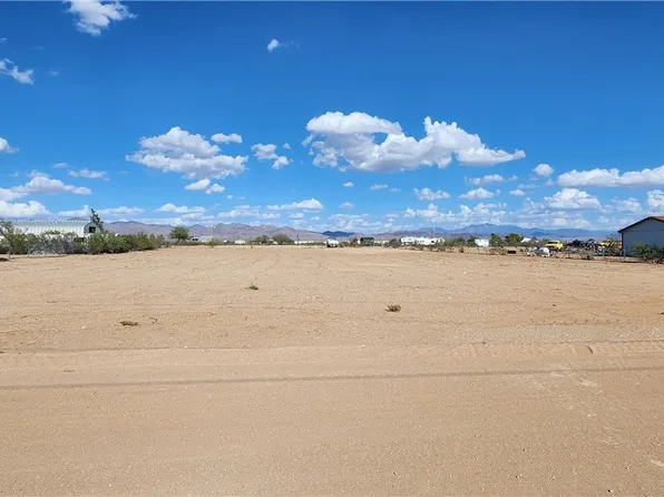 3968 N Stewart Mountain Rd, Golden Valley, AZ 86413