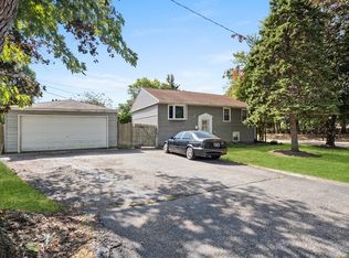 620 Cook St, Wauconda, IL 60084