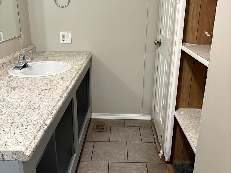 1616 Terry Rd — Photo 12