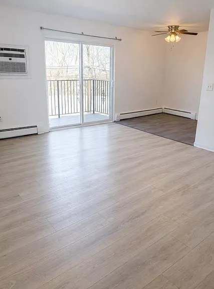 2200 Paterson Plank Rd #5 — Photo 4