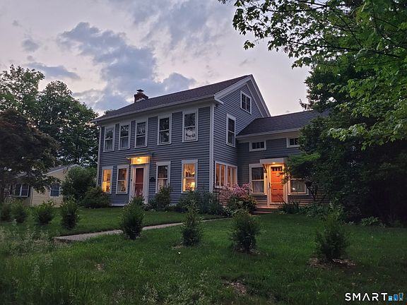 3rd image of 8 Hawleyville Road