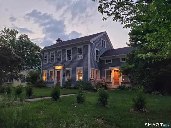 8 Hawleyville Road, Bethel, CT 06801