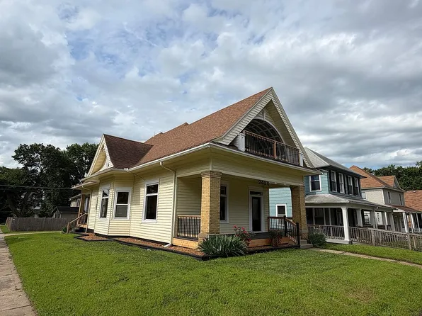 2420 Jules St, Saint Joseph, MO 64501