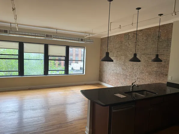 243 E Water St #4A, Syracuse, NY 13202