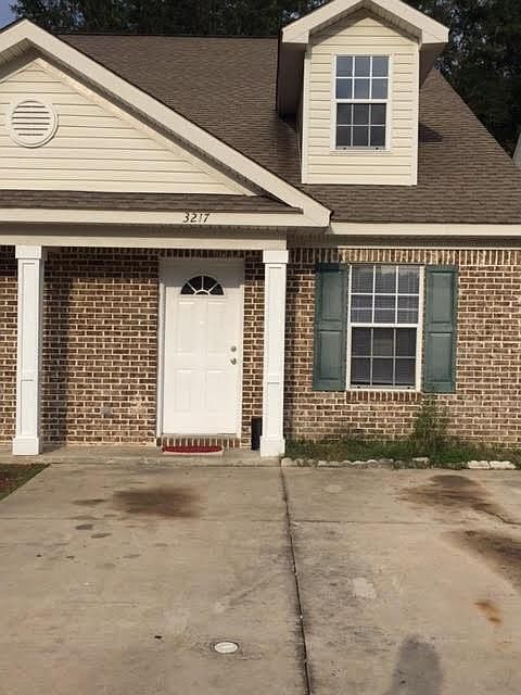 1st image of 3217 Sawtooth Dr
