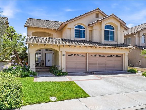 3rd image of 24 Calabria Ln