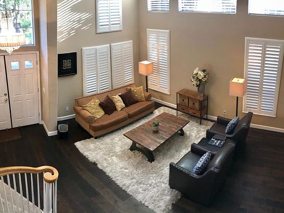 3rd image of 333 Gardenia Dr