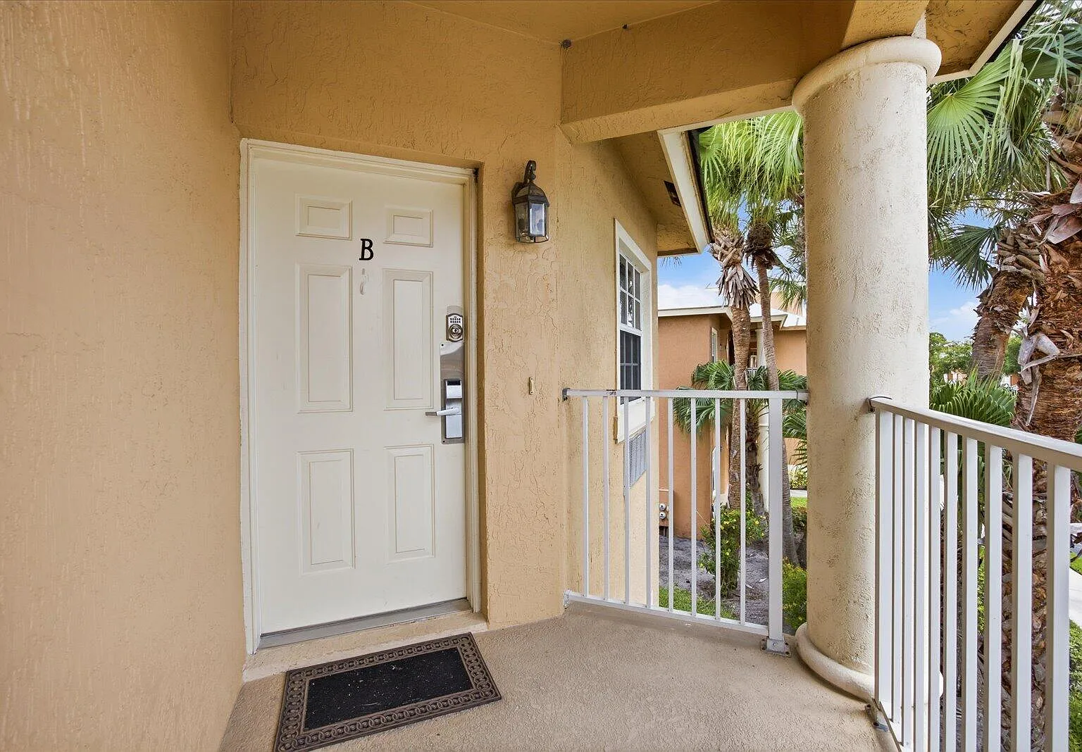 1 bed, 1.0 bath, 400 sqft, $1,250 — Photo 3