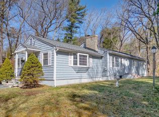 21 Spaulding Rd, Chelmsford, MA 01824
