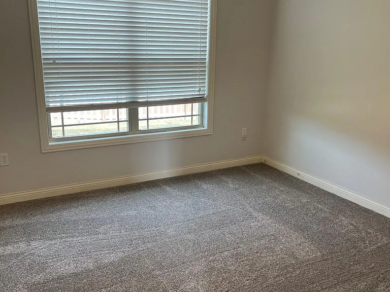 5609 Abercorn Dr — Photo 17