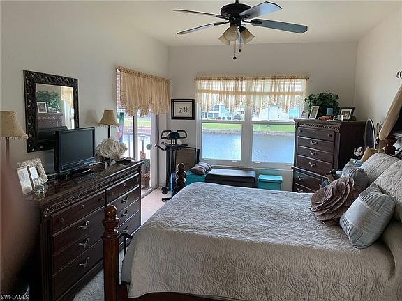 5th image of 4544 SE 5th Pl APT 207