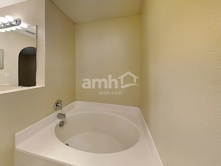 7187 Rutland Ct — Photo 13