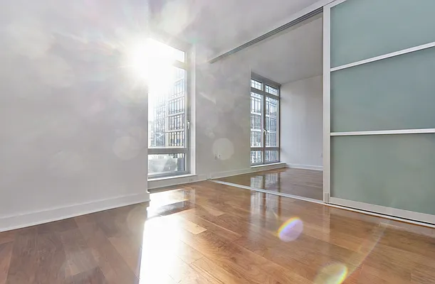 Rented by PocketBroker Inc | media 24