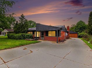 2198 Saint Joseph St, West Bloomfield, MI 48324