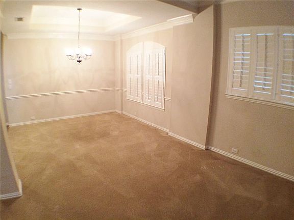 3rd image of 2459 Waterside Dr
