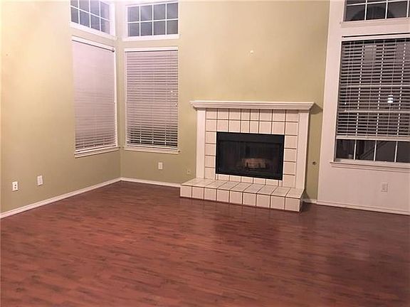 5th image of 2229 Chasefield Dr