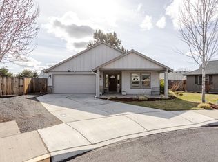 2040 NW Kilnwood Pl, Redmond, OR 97756