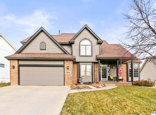 17802 Monroe St, Omaha, NE 68135