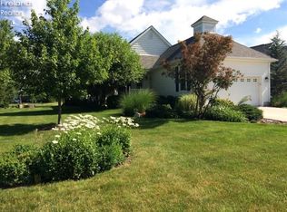 917 Lost Lake Rd, Pt Clinton, OH 43452