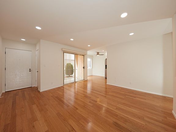 5th image of 1524 12th St APT 3